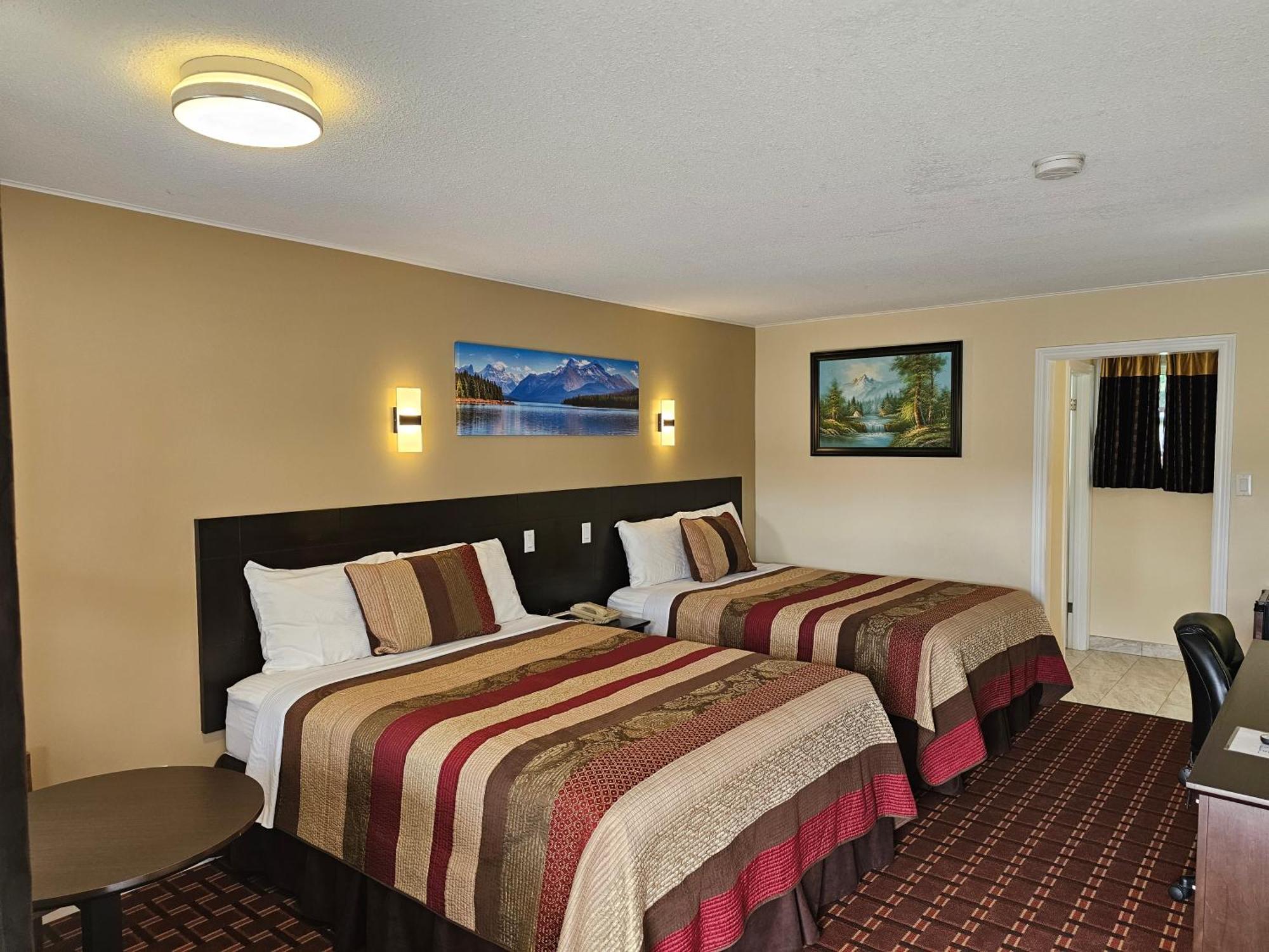 Fox Motor Inn Greater Napanee Zewnętrze zdjęcie